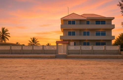 Uroa Apartment | Beachfront Bliss 2-BR Master Suites with Balcony & Free WiFi Uroa, Zanzibar