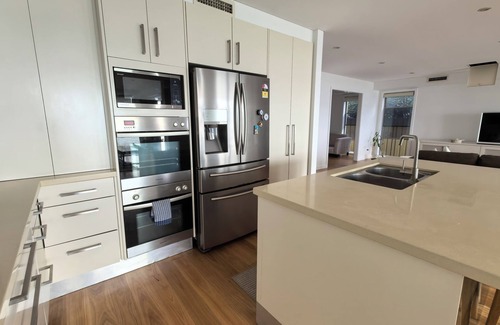 Taren Point House | Beachfront Bliss: 4BR Villa Direct Beach Access