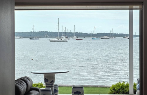 Taren Point House | Beachfront Bliss: 4BR Villa Direct Beach Access