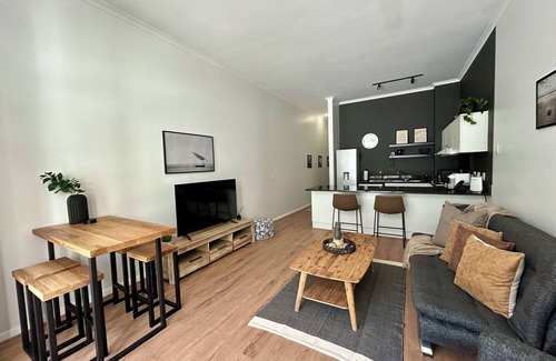 Muizenberg Apartment | Beachfront Bliss at Muizenberg’s Iconic Empire Building