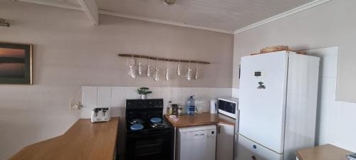 Langstrand Apartment | Beachfront Bliss
