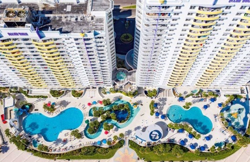 Daytona Beach Apartment | Beachfront Bliss at Ocean Walk Resort!