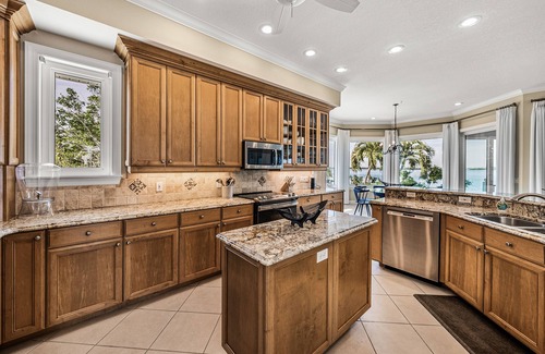 Boca Grande House | Beachfront Boca Adventures - Private Beach & Dock!