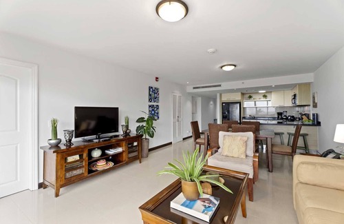 Oranjestad-West Condo | Beachfront - Brisas del Mar 2BR condo - E324