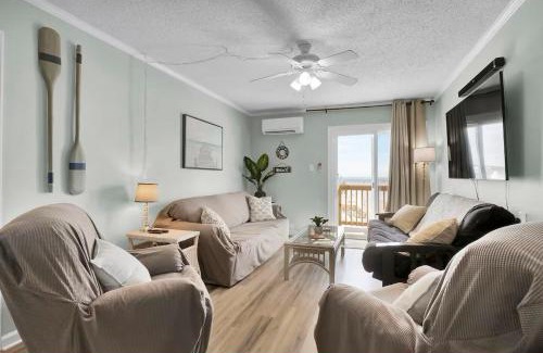 Sneads Ferry House | Beachfront Bungalow 301