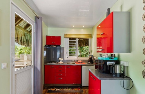 Moorea-Maiao Apartment | Beachfront Bungalows with Zen Charm