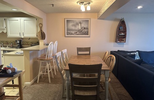 Old Orchard Beach Condo | Beachfront Condo steps to 7 mile long sandy beach