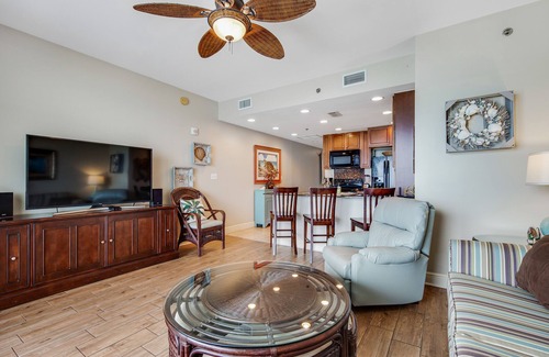 Panama City Beach Condo | Beachfront condo with incredible views, pool, hot tub & fitness center