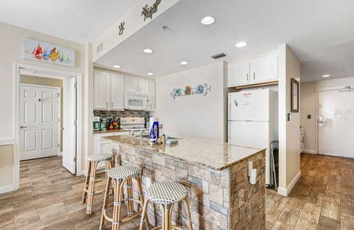 Panama City Beach Condo | Beachfront condo with amazing balcony views, pool & complimentary beach chairs