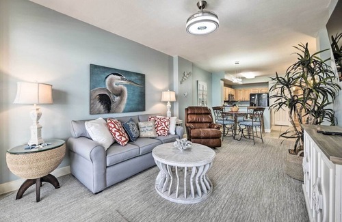 Panama City Beach Condo | Beachfront Condo w/Pool, Hot Tub & Beach Chairs Included