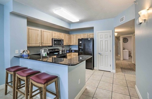 Panama City Beach Condo | Beachfront Condo w/Pool, Hot Tub & Beach Chairs Included