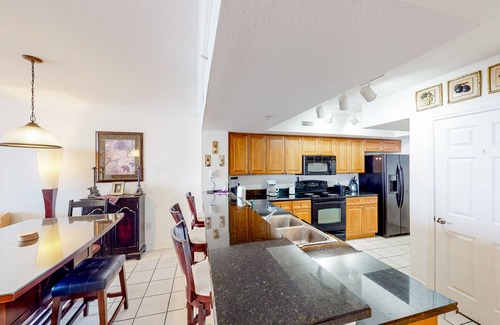 Panama City Beach Condo | Beachfront condo with Gulf views, private balcony, pools, hot tub & beach access