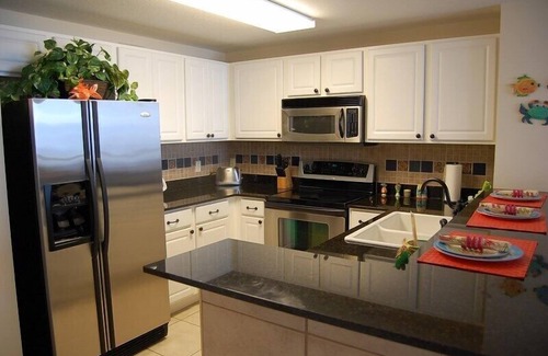 Panama City Beach Condo | BEACHFRONT CONDO ACROSS THE STREET FROM PIER PARK