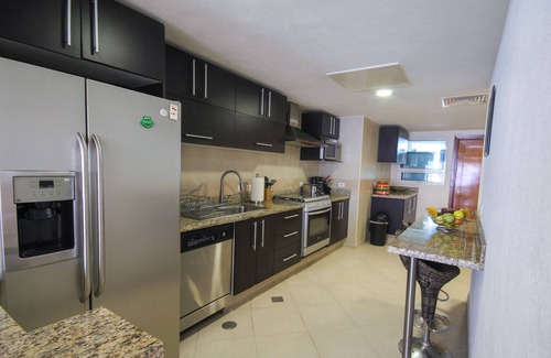 South Hotel Zone Condo | Beachfront condo amazing views, beach great location