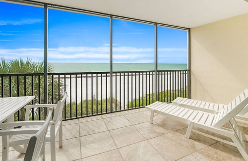 Bradenton Beach Condo | Beachfront Condo with Amazing Views