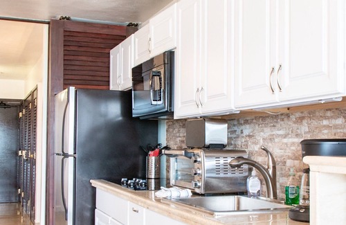Red Hook Condo | Beachfront Condo at Sapphire Beach Resort & Marina