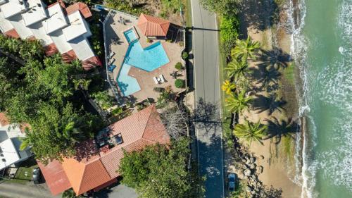 Guaniquilla Apartment | Beachfront Condo at Villarena Resort