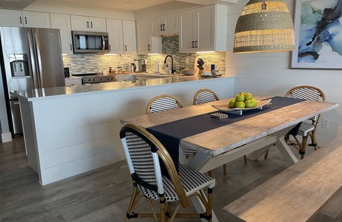 Crescent Beach Condo | Beachfront condo, first floor, 1 min walk to beach, 3 beds, 20 min to St.Aug.
