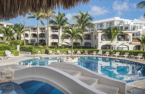 Playacar Condo | Beachfront condo in Xaman Ha 7018