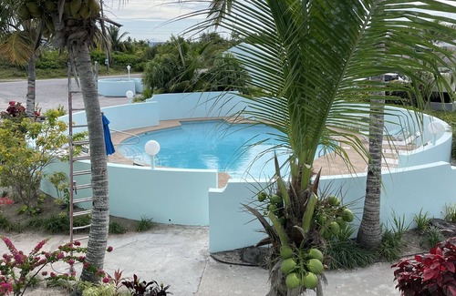 Treasure Cay Condo | Beachfront condo newly renovated and ready to enjoy! 3 BR, 3 BA