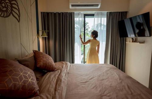 Khao Tao Apartment | Beachfront Condo room at Huahin