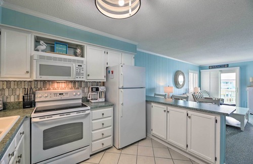 Morehead City Condo | Beachfront Condo w/Boardwalk & Pool Access!