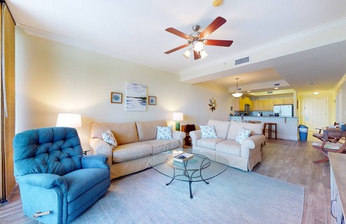 Dauphin Island Condo | Beachfront condo with pool, hot tub, W/D, sauna, balcony, and tennis court