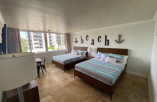 Sunny Isles Beach Apartment | Beachfront condo in Miami!