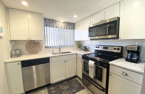 Ormond-by-the-Sea Condo | Beachfront Condo with Pool. Book today!