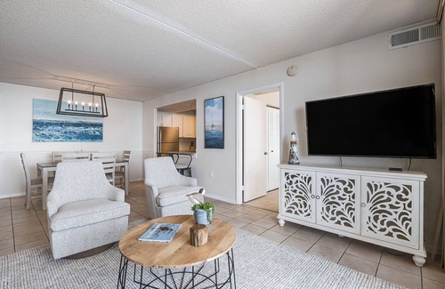 North Ocean City Condo | Beachfront condo with great views, balcony, pools & game room