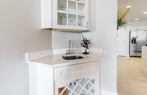 Ocean City Condo | Beachfront Condo with Amazing Water Views, Private Balcony, A/C