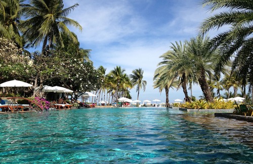 Hua Hin Apartment | Beachfront condo with full sea view and the facilities of a 5-star resort