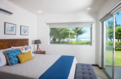 Bejuco Apartment | Beachfront Condo - your Oasis with pool and Wi-Fi