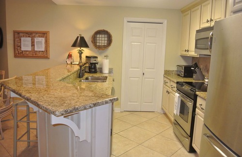 Orange Beach Condo | Beachfront Corner Unit with Private Fishing Pier, Four Seasons 201-W