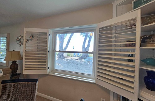 Independence Square House | Beachfront Cottages (Gulf) at Beautiful Sandy Shores on Gulf of Mexico