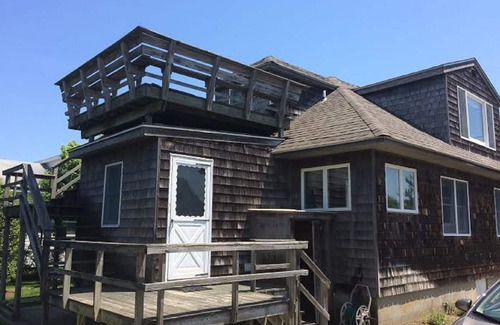 Cape May Point Cottage | Beachfront Cottage Nestled Behind Dunes Just Steps Away From The Beach.