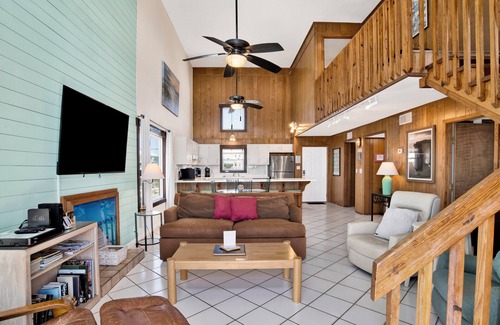 Ono Island House | *Beachfront Cottage*Pet-Friendly*Sleeps 10*