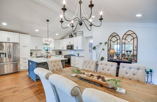 Pleasure Point House | Beachfront Dadeville Family Escape on Lake Martin!