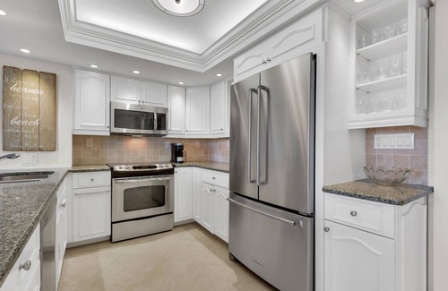 Moorings Condo | Beachfront delight in the Moorings!