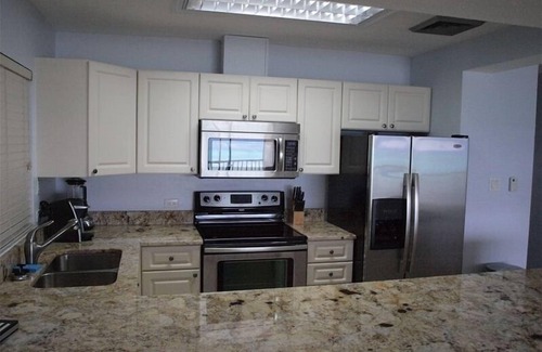 Seven Mile Beach Condo | Beachfront, Discovery Point Club #20, Spectacular View, Discount Available!