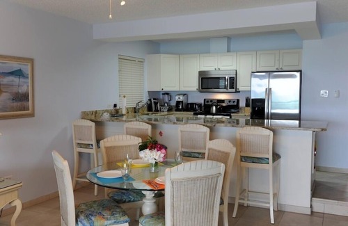 Seven Mile Beach Condo | Beachfront, Discovery Point Club #20, Spectacular View, Discount Available!