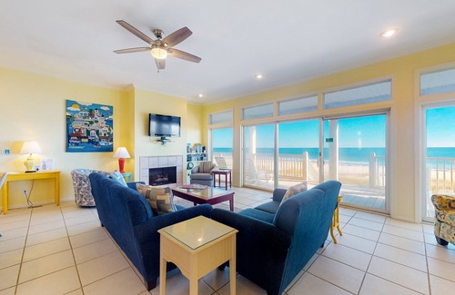 St. George Island House | Beachfront dog-friendly home with private hot tub, boardwalk, beach gear