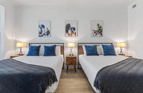 Atlantic City Apartment | Beachfront Double Queen - CozySuites