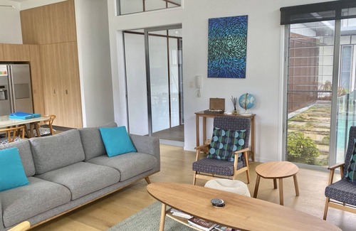 Casuarina House | Beachfront Eclipse with Pool