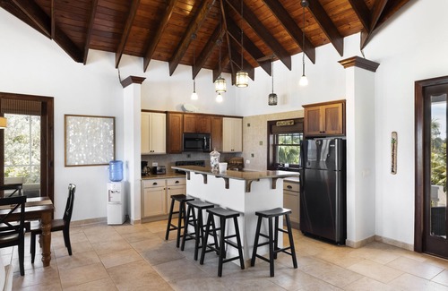 Double Bay House | Beachfront Estate wHeated Pool Directly on Pink-Sand Double Bay Beach