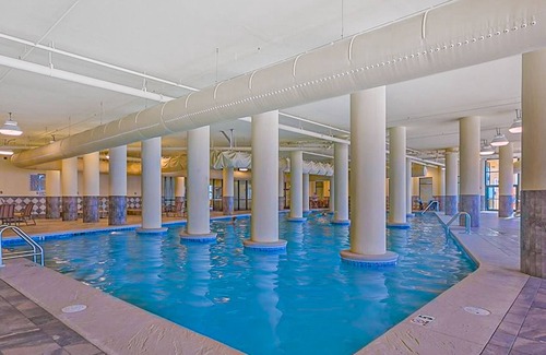 Orange Beach Condo | Beachfront escape with gorgeous view, balcony & shared pools/lazy river/hot tubs