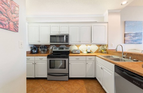 Orange Beach Condo | Beachfront, Excellent Amenities! SeaChase 1503W