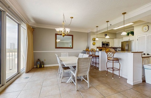 Sandestin Condo | Beachfront getaway with large balcony, pools, gym, tennis, & hot tub