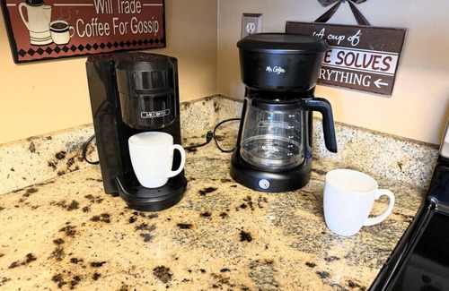 Gulf Shores Condo | Beachfront Getaway. Relax On A Budget! 2 Bed Condo In The Heart Of Gulf Shores