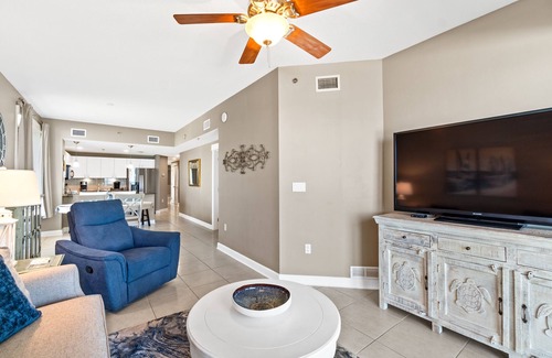 Panama City Beach Condo | Beachfront, Grand Panama 1-701 - Gulf Front Pool, Hot Tub, Free Golf Round Daily